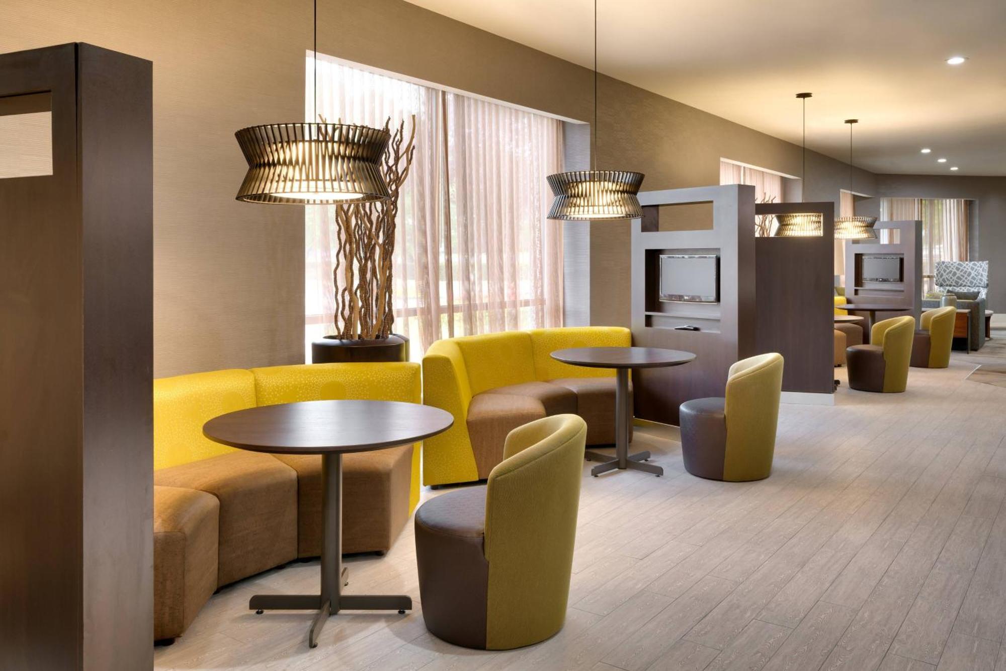 Courtyard By Marriott Charlotte Airport Loso מראה חיצוני תמונה
