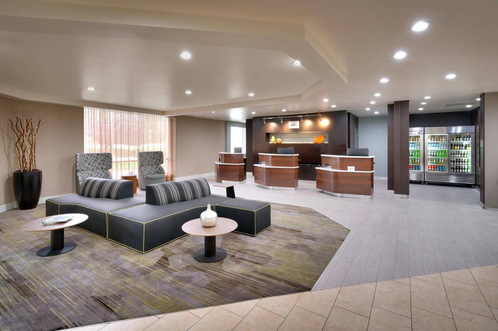 Courtyard By Marriott Charlotte Airport Loso מראה חיצוני תמונה