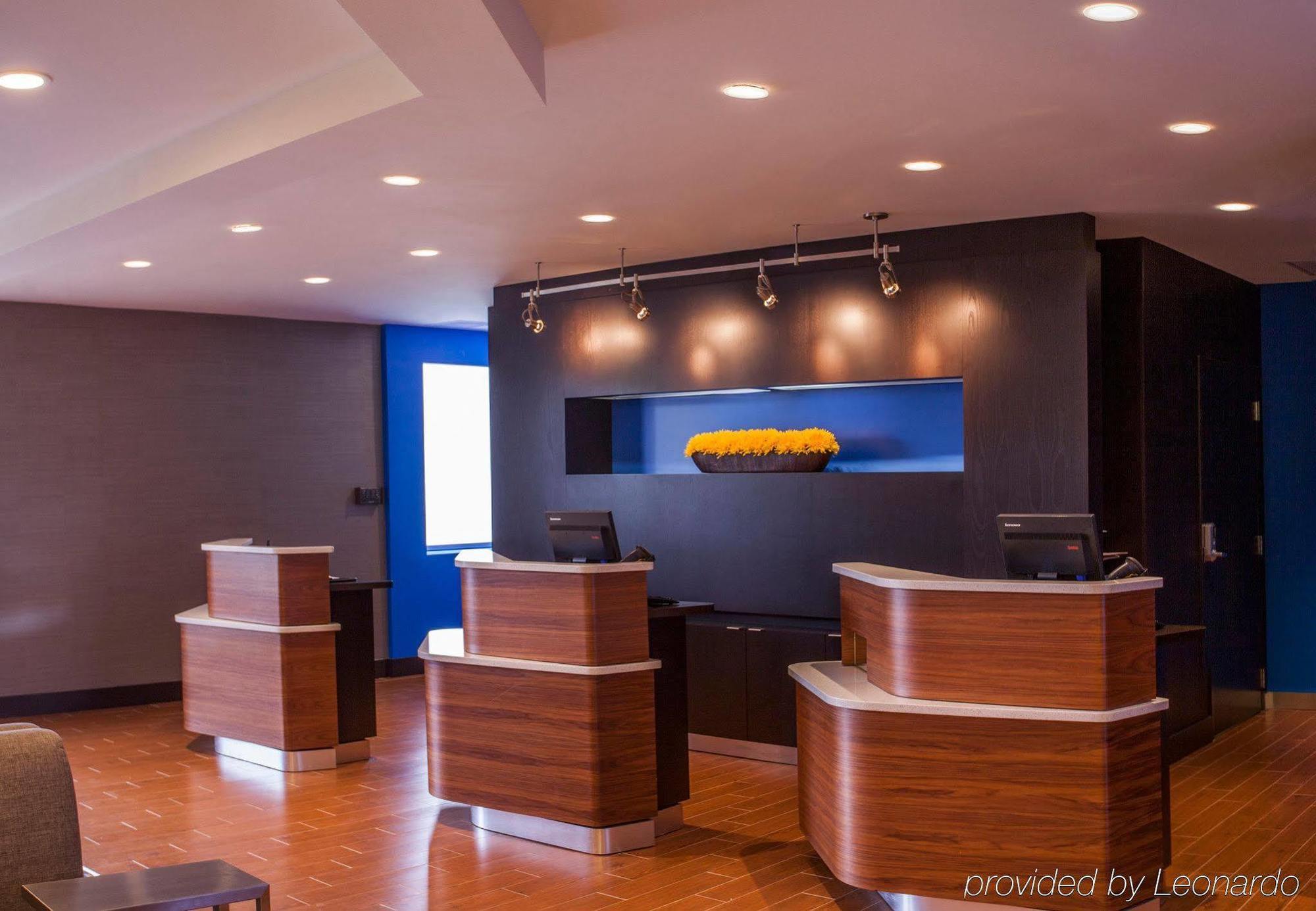 Courtyard By Marriott Charlotte Airport Loso מראה פנימי תמונה